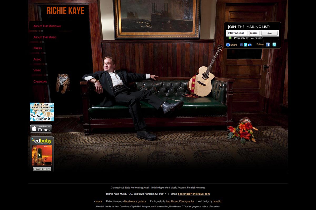 web design for a singer-songwriter - troubadour page